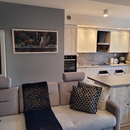 Apartament Lilla イェレニャ・グーラ エクステリア 写真