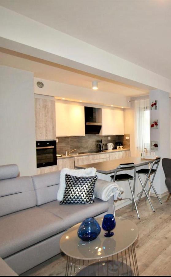 Apartament Lilla イェレニャ・グーラ エクステリア 写真