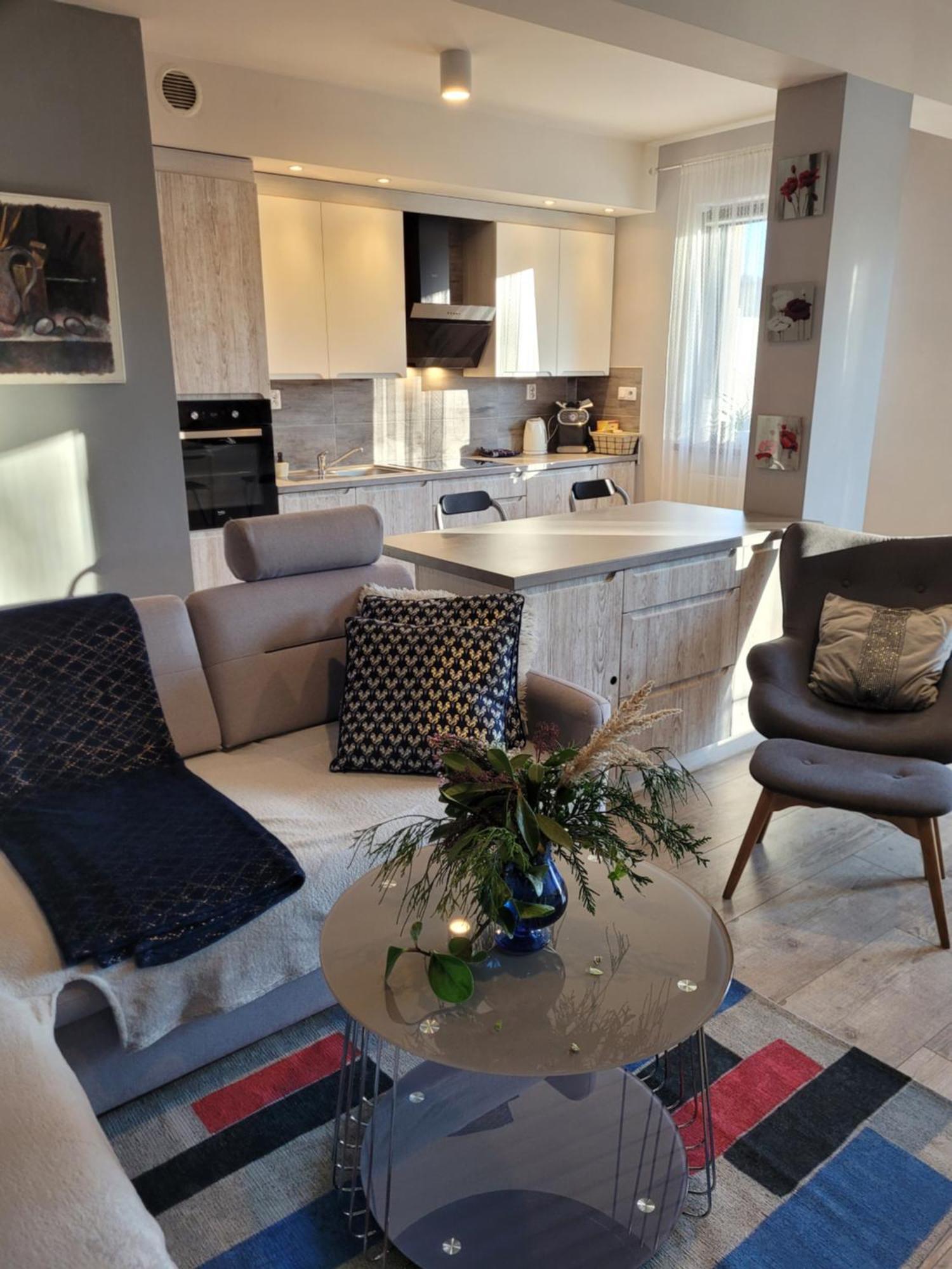 Apartament Lilla イェレニャ・グーラ エクステリア 写真
